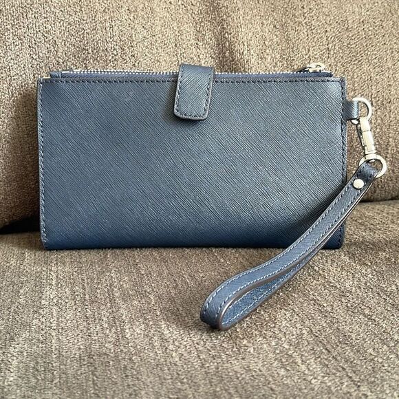 Michael Kors Jet Set Travel cross grain leather wristlet phone wallet navy - Picture 2 of 12